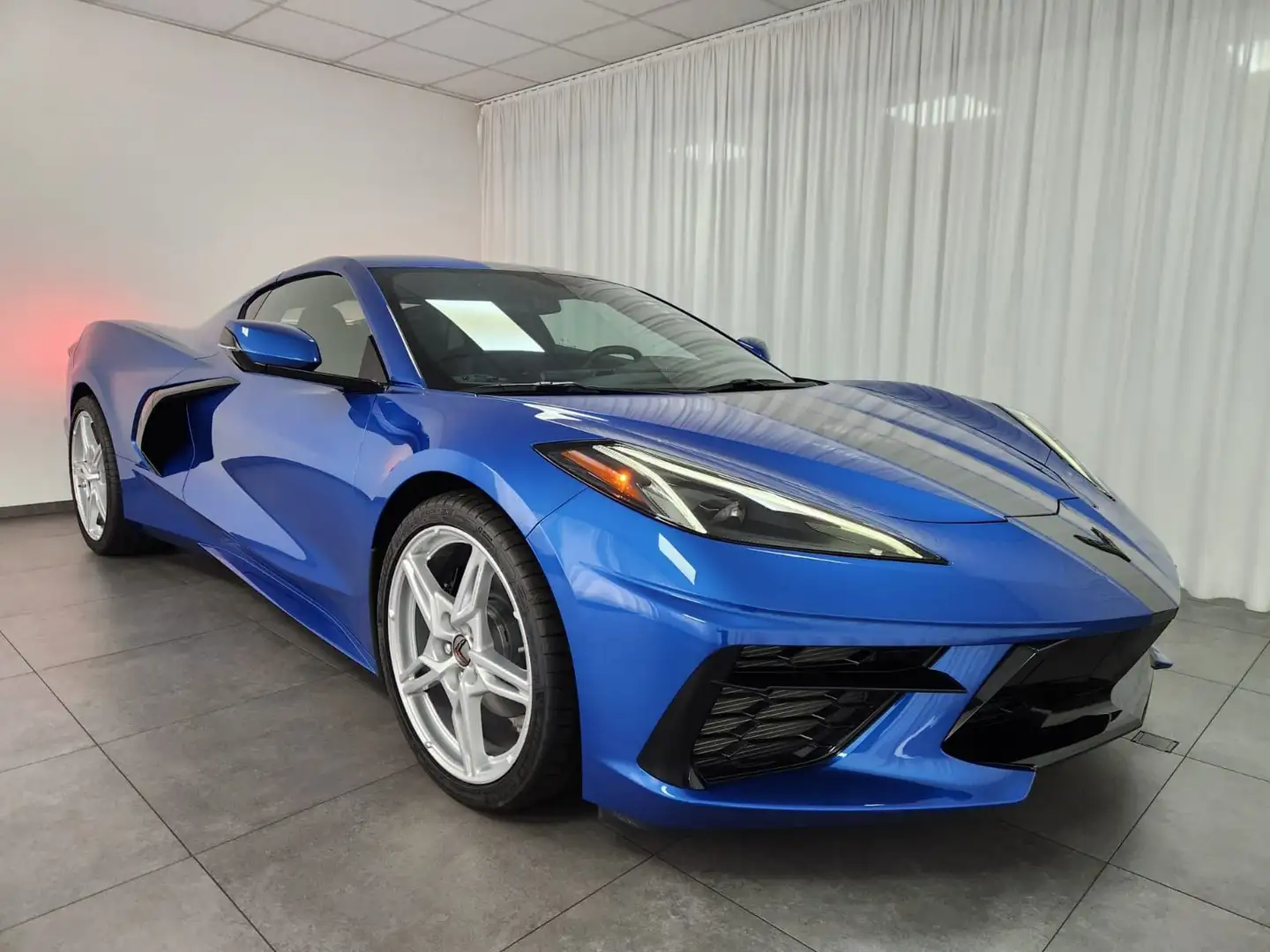 Corvette C8 Stingray Targa 70th Anniversary 6.2 Azul - 1