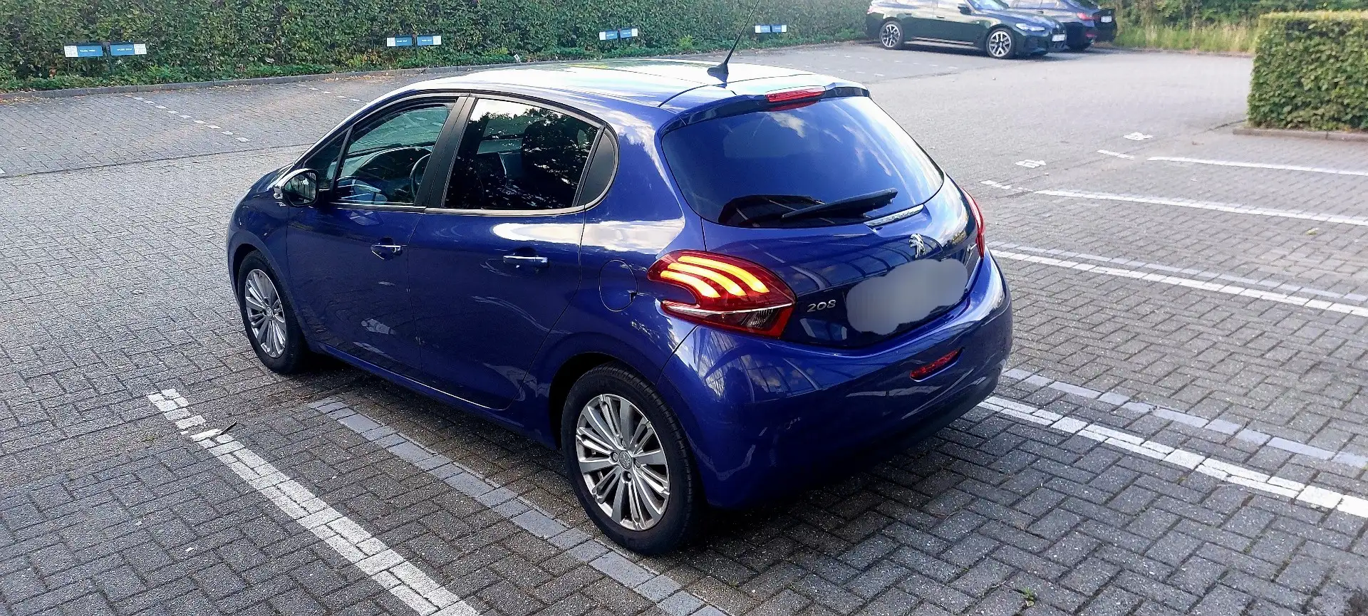 Peugeot 208 PEUGEOT 208 1.2 BENZINE EURO6B - 1