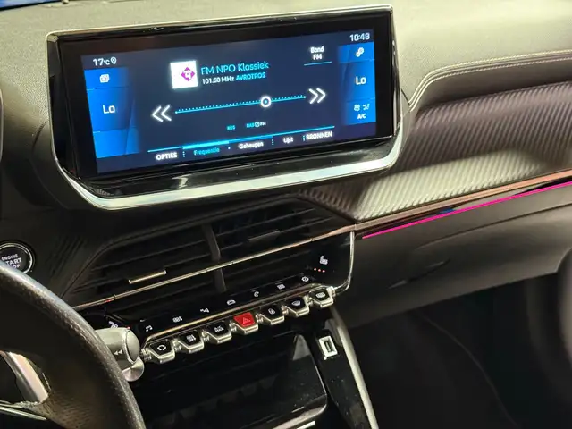 Peugeot 2008 view 27