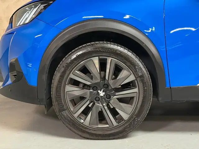 Peugeot 2008 view 7