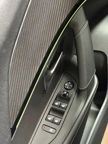 Peugeot 2008 view 14
