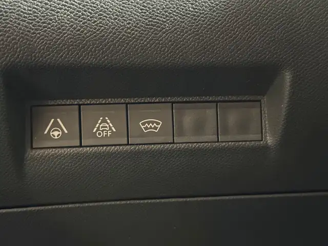 Peugeot 2008 view 18