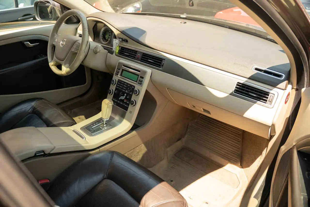 Volvo XC70 снимка Volvo XC70