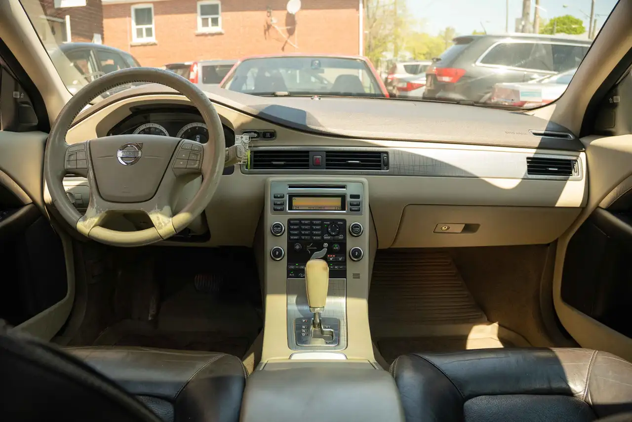 Volvo XC70 снимка Volvo XC70