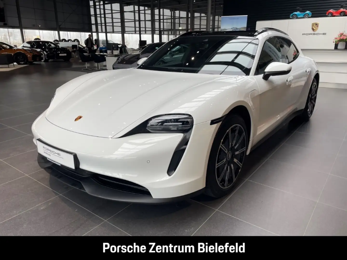 Porsche Taycan 4S Sport Turismo BOSE Panoramadach LED Weiß - 1
