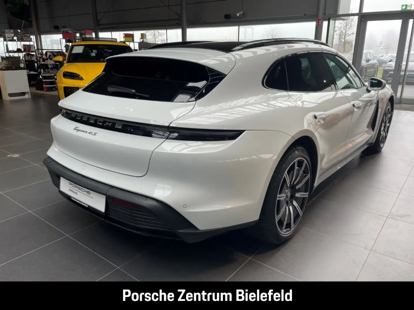 Porsche Taycan 4S Sport Turismo BOSE Panoramadach LED Weiß - 2