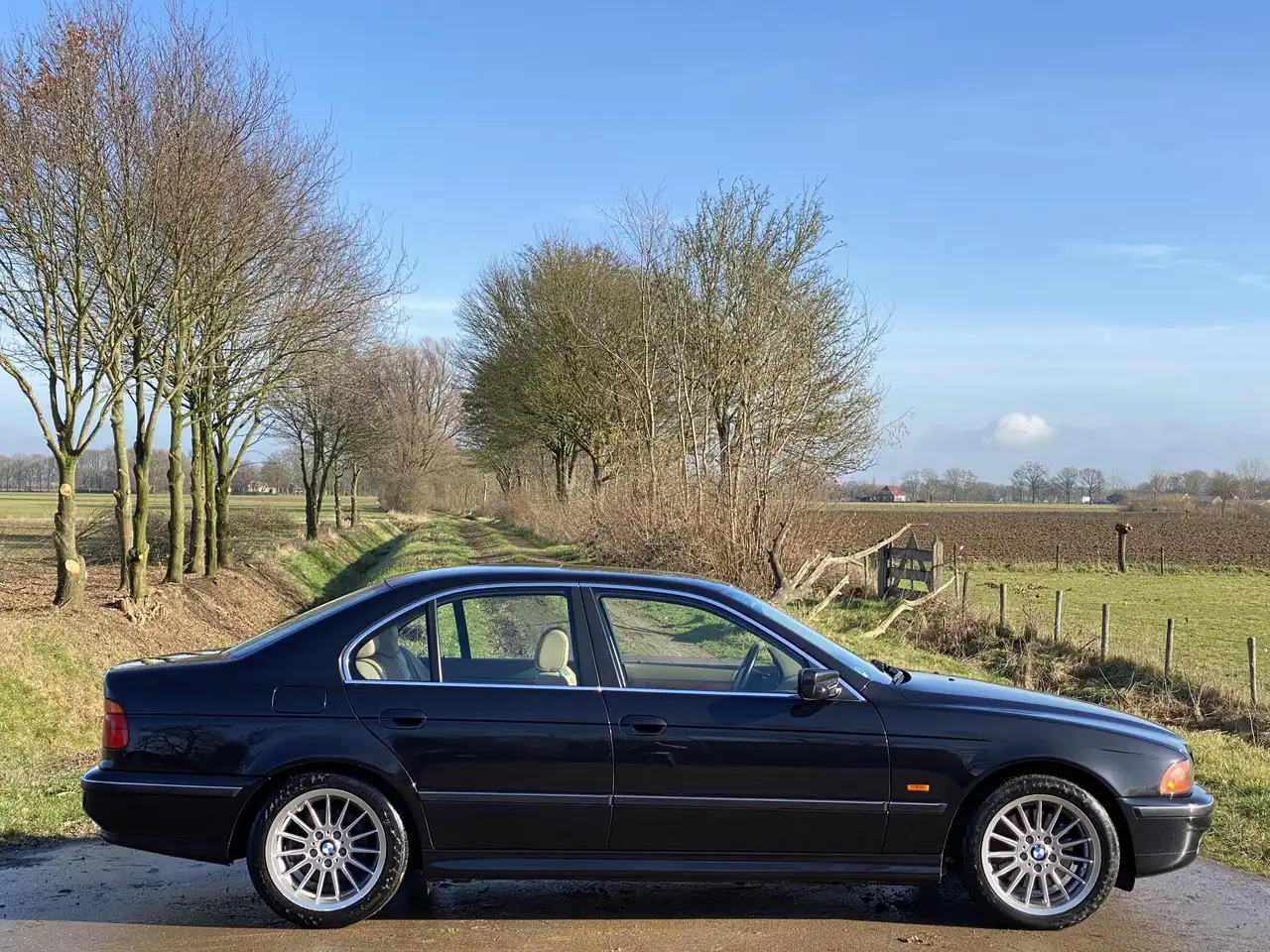 BMW 535 5-serie 535i E39 V8 AUTOMAAT, LEDER, SCHUIFDAK, foto 6