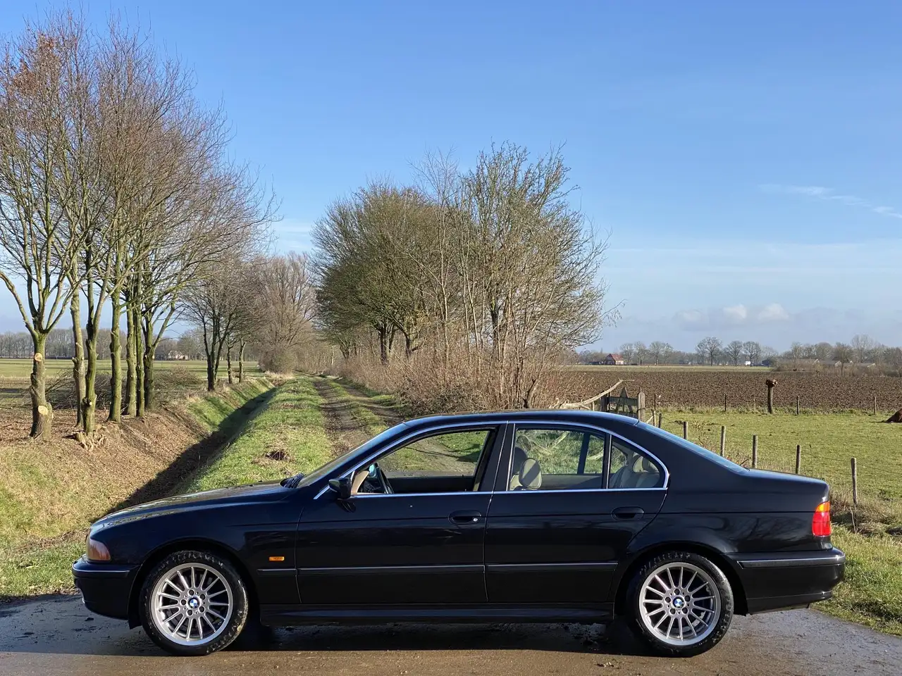 BMW 535 5-serie 535i E39 V8 AUTOMAAT, LEDER, SCHUIFDAK, foto 2