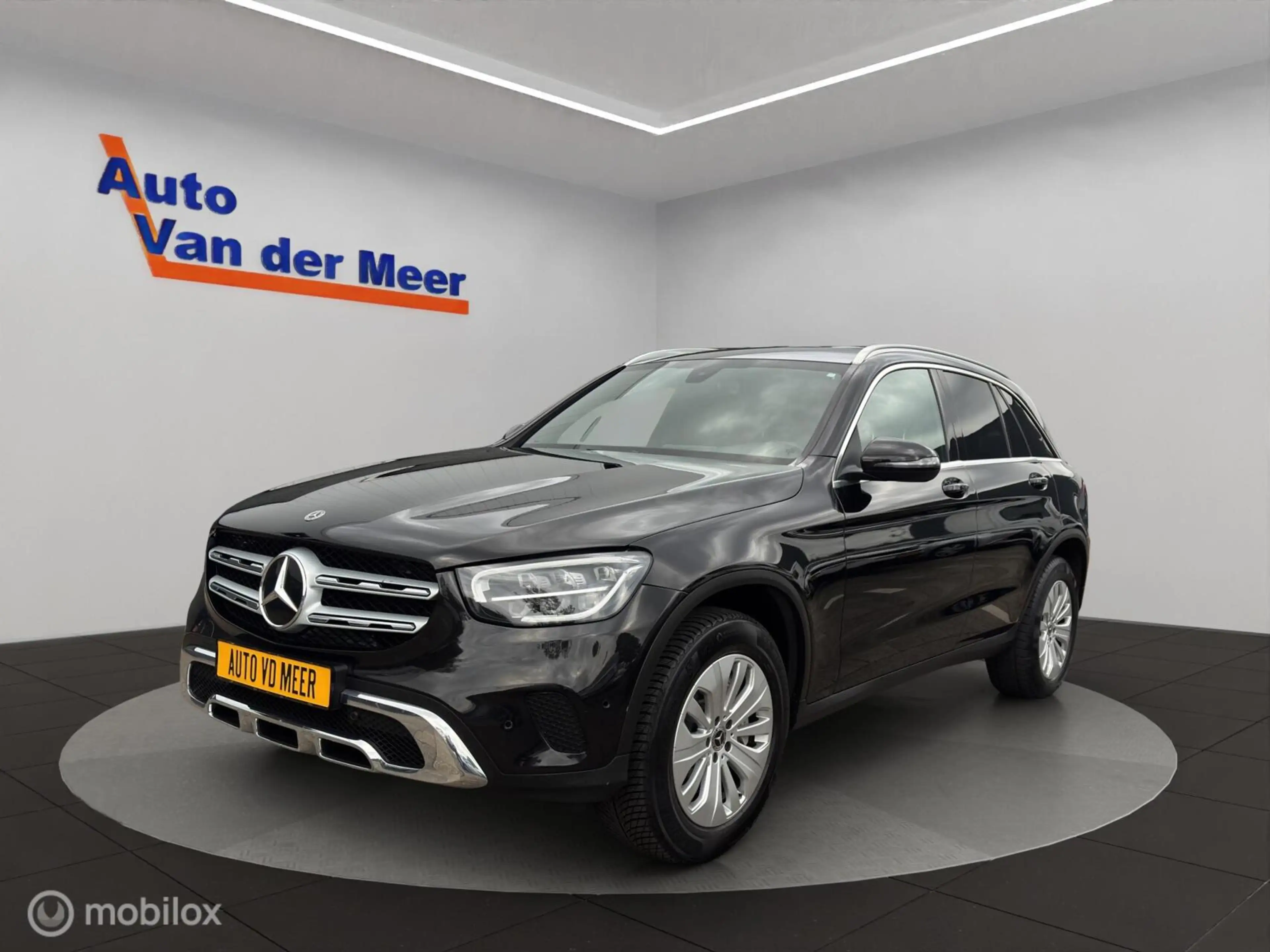 Mercedes-Benz GLC 300 300e 4MATIC Business Solution Luxury All in prijs — photo 2
