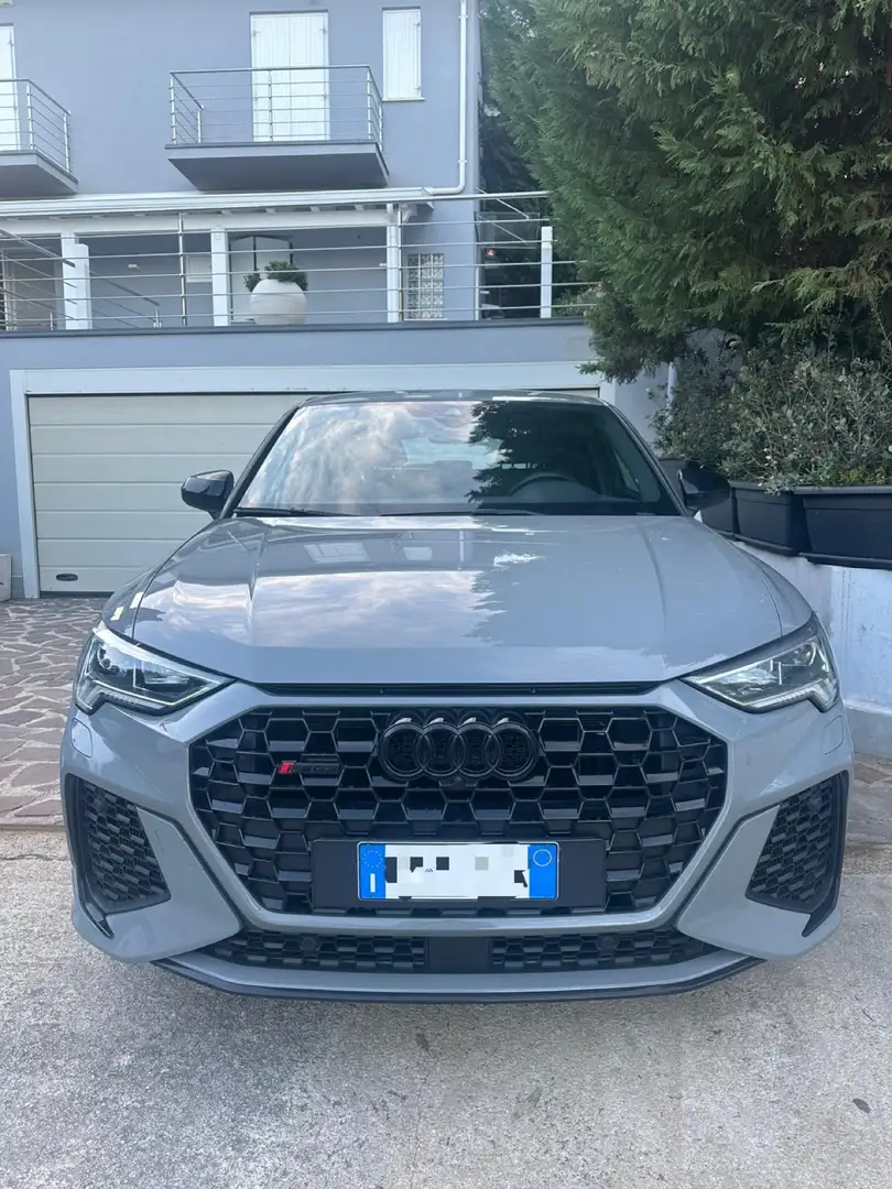 Audi RS Q3 - 1