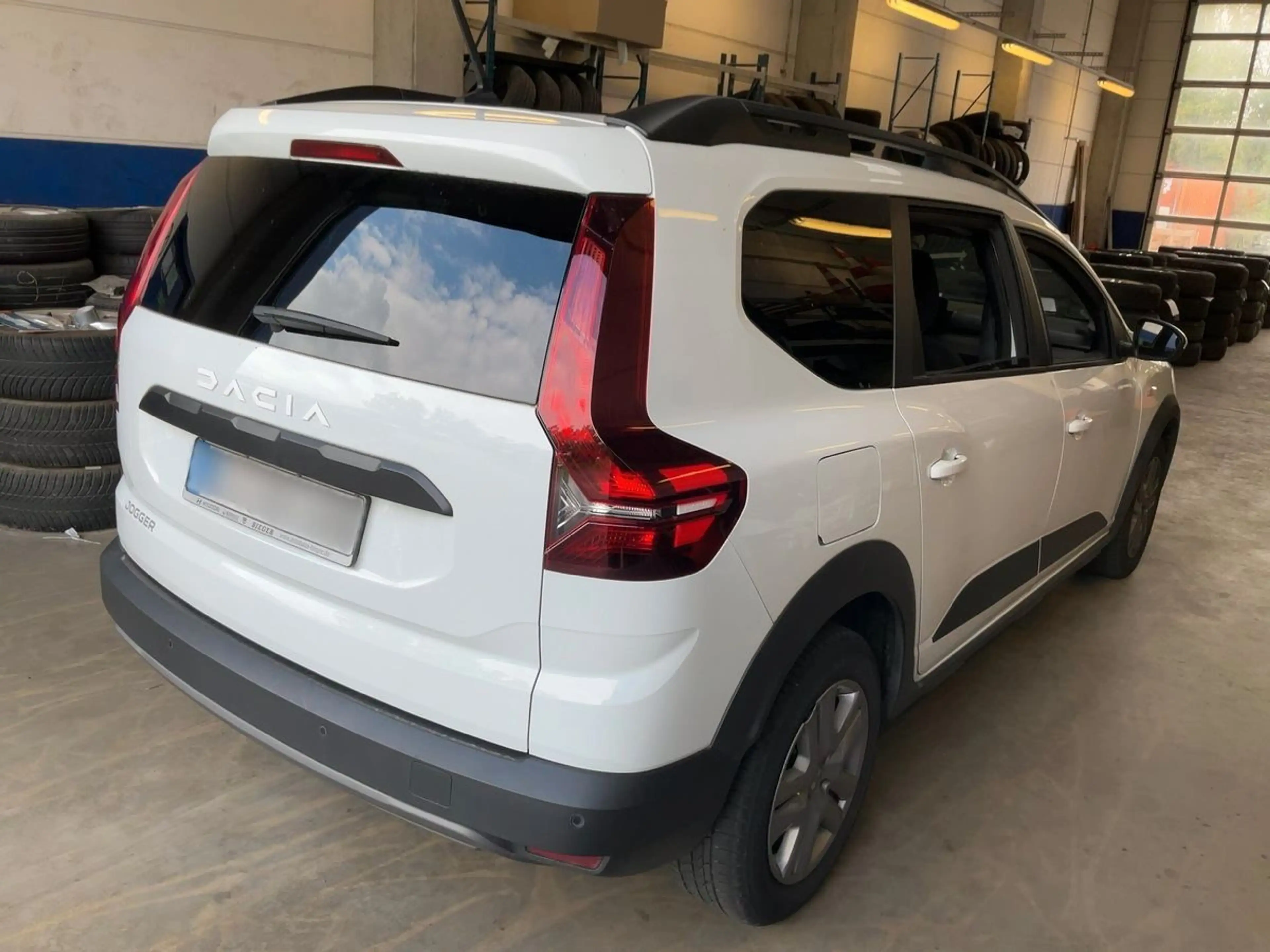 Dacia Jogger 1.0 TCEe LPG Expression 1.Hand+LED+ — photo 4