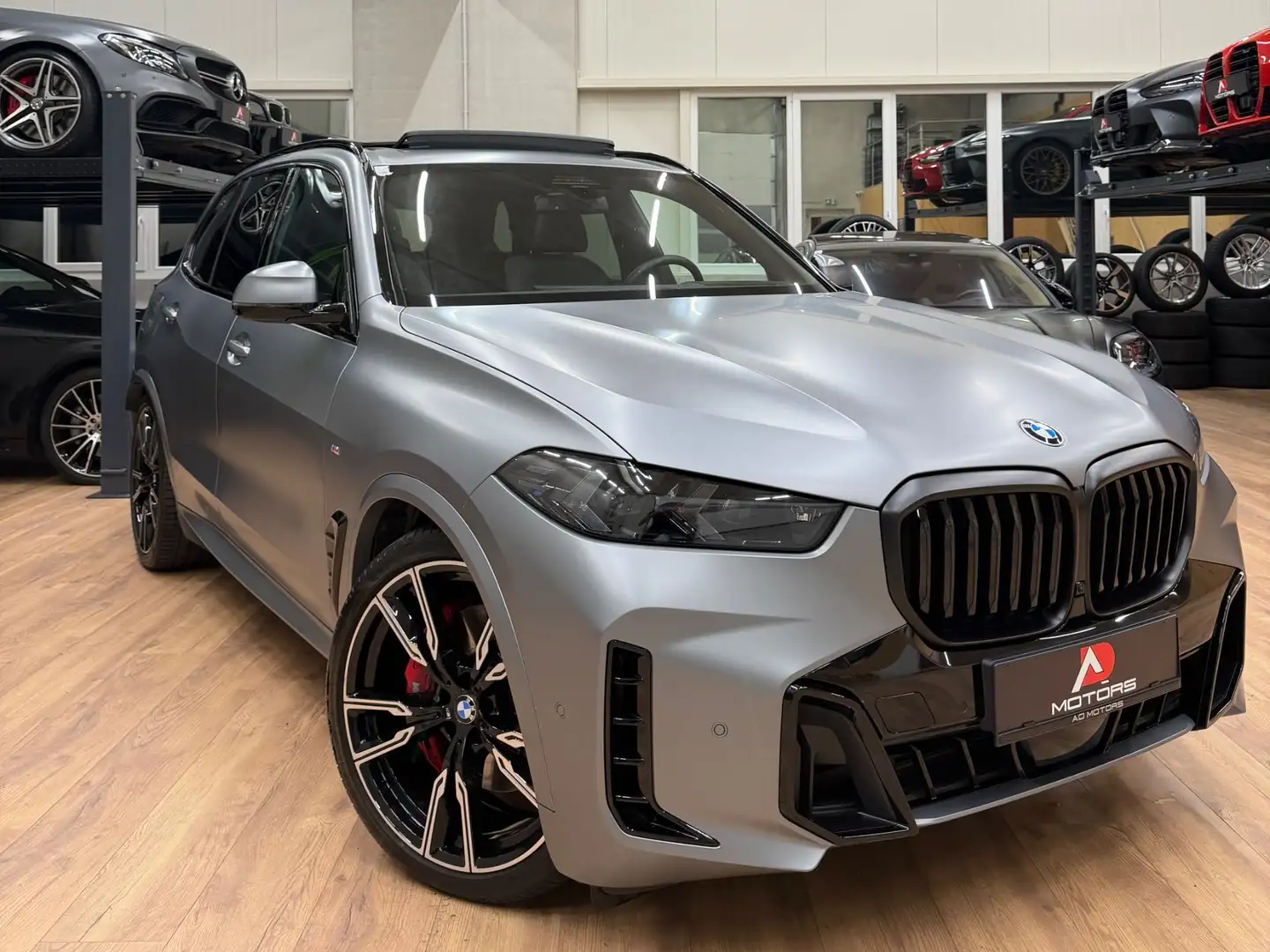 BMW X5 xDrive40d / Bowers / Massage / AHK / Luftfahrwerk Grau - 2
