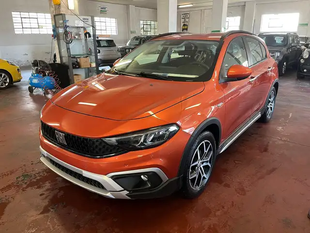 Fiat Tipo 1.5 Hybrid DCT 5 porte Cross