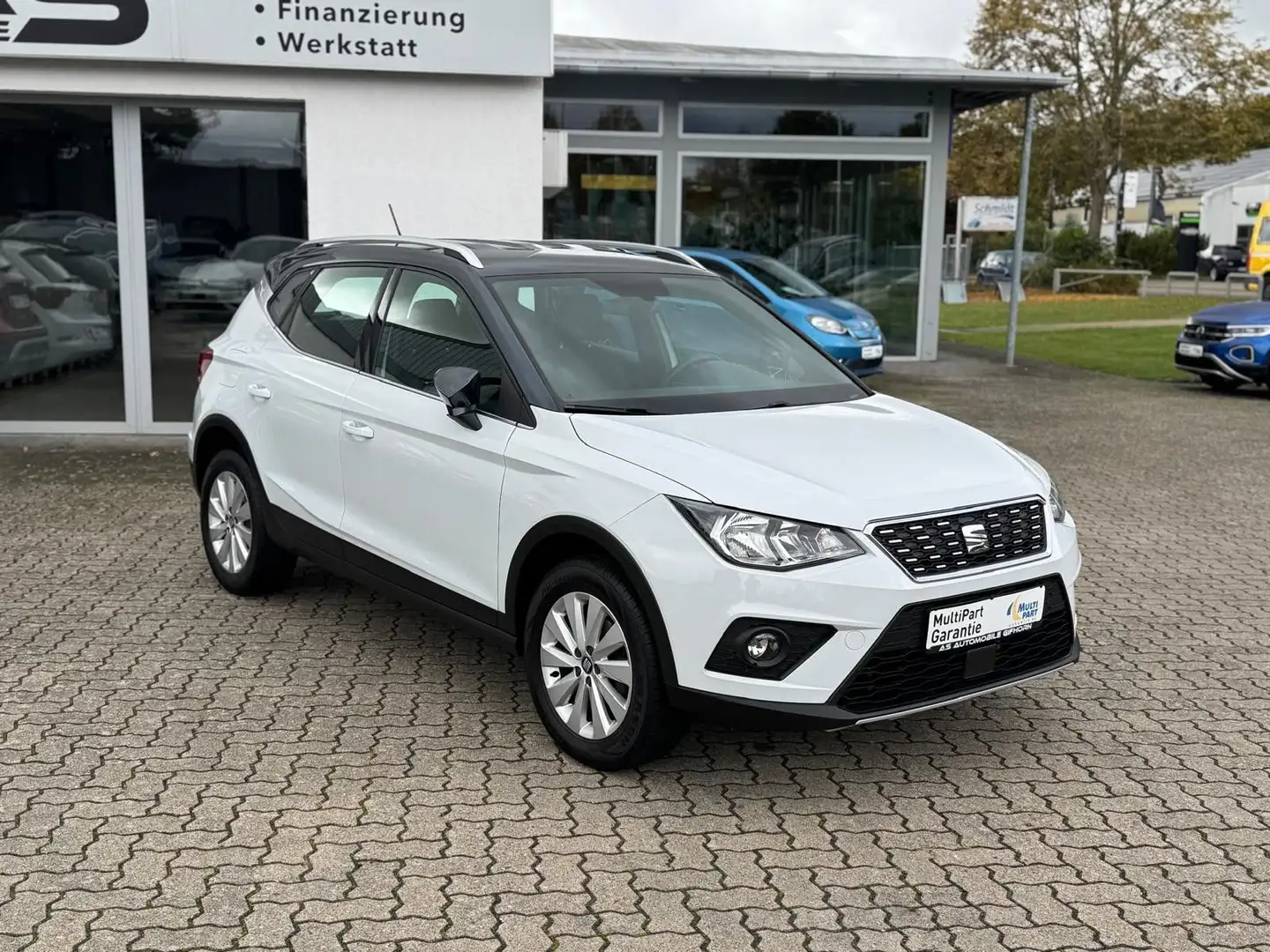 SEAT Arona 1.0 TSI Xcellence Keyless GRA LM" Blanc - 1
