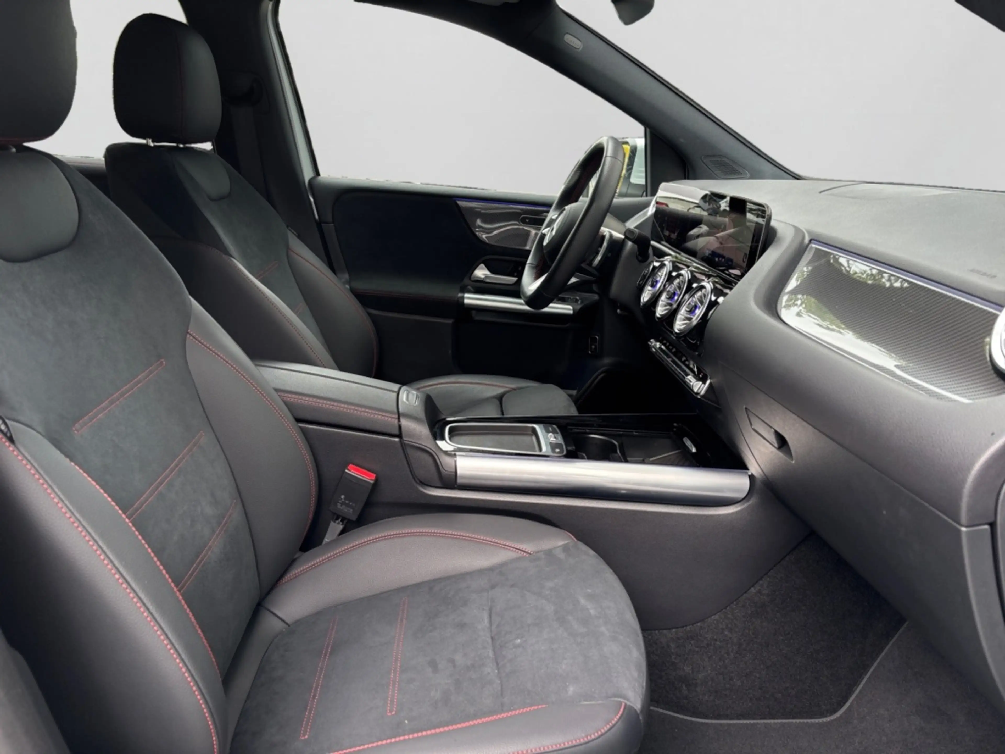 Mercedes-Benz B 220 4M AMG|KEYL|MBUX|SHZ|TEMP|AHK|KAM — photo 12