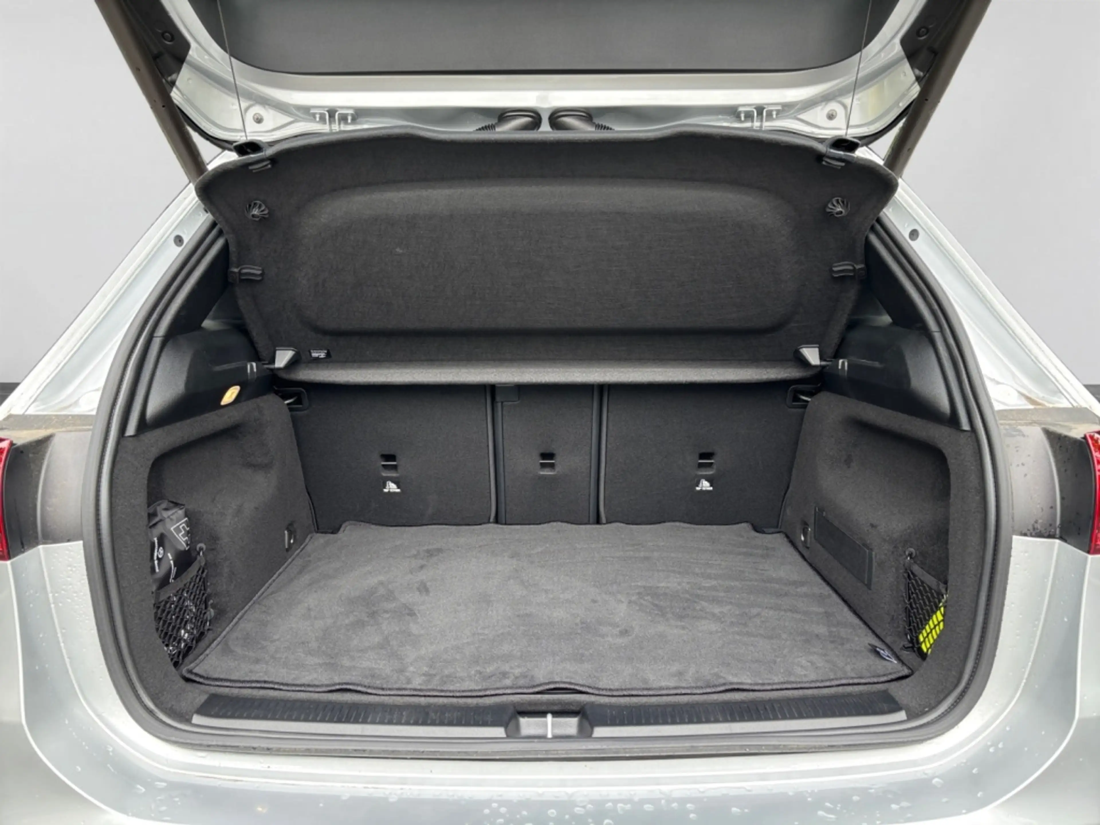 Mercedes-Benz B 220 4M AMG|KEYL|MBUX|SHZ|TEMP|AHK|KAM — photo 13