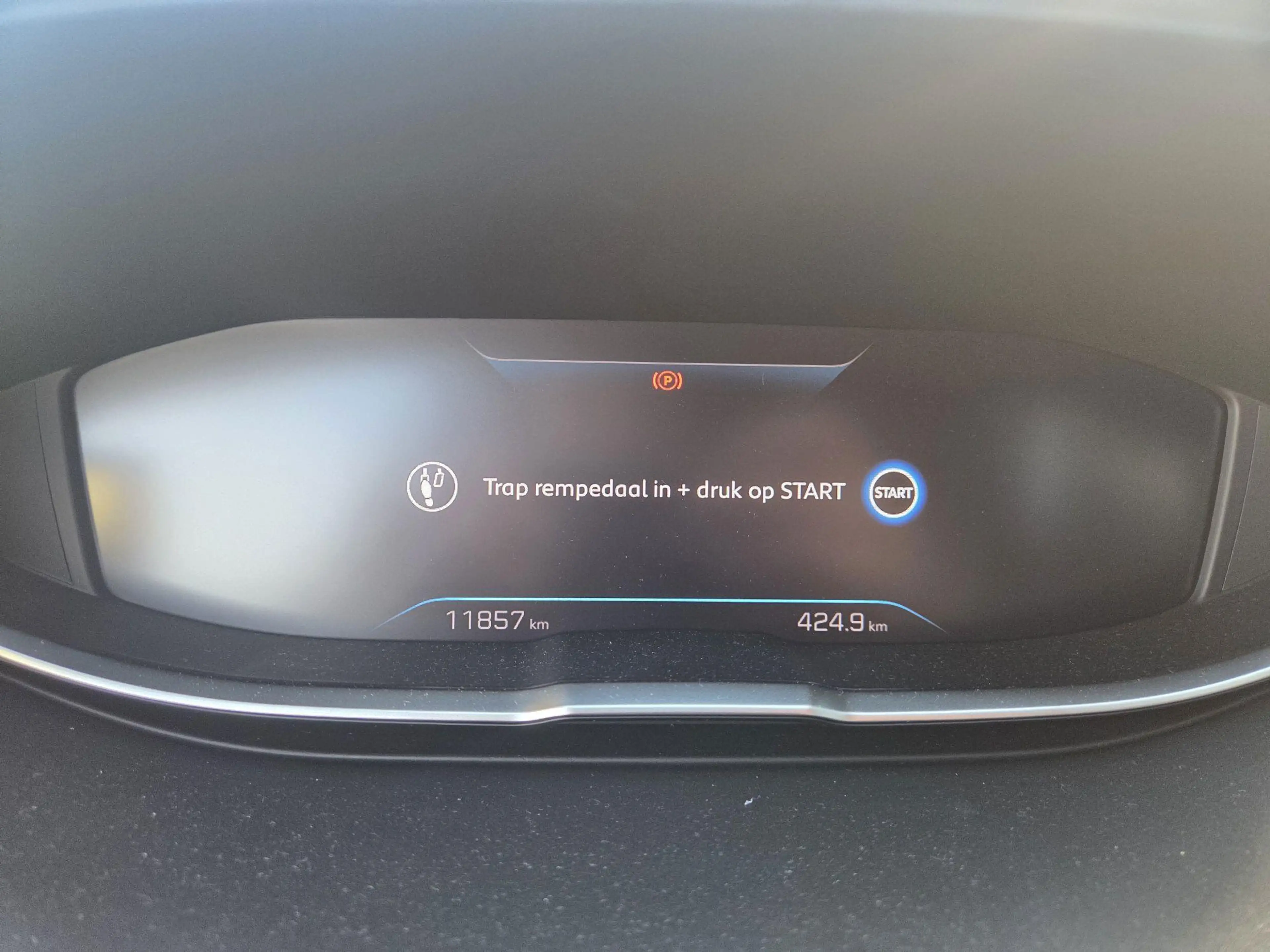 Peugeot 3008 1.2 Hybrid 136 GT Auto komt 17-10 binnen l Focal s — photo 8