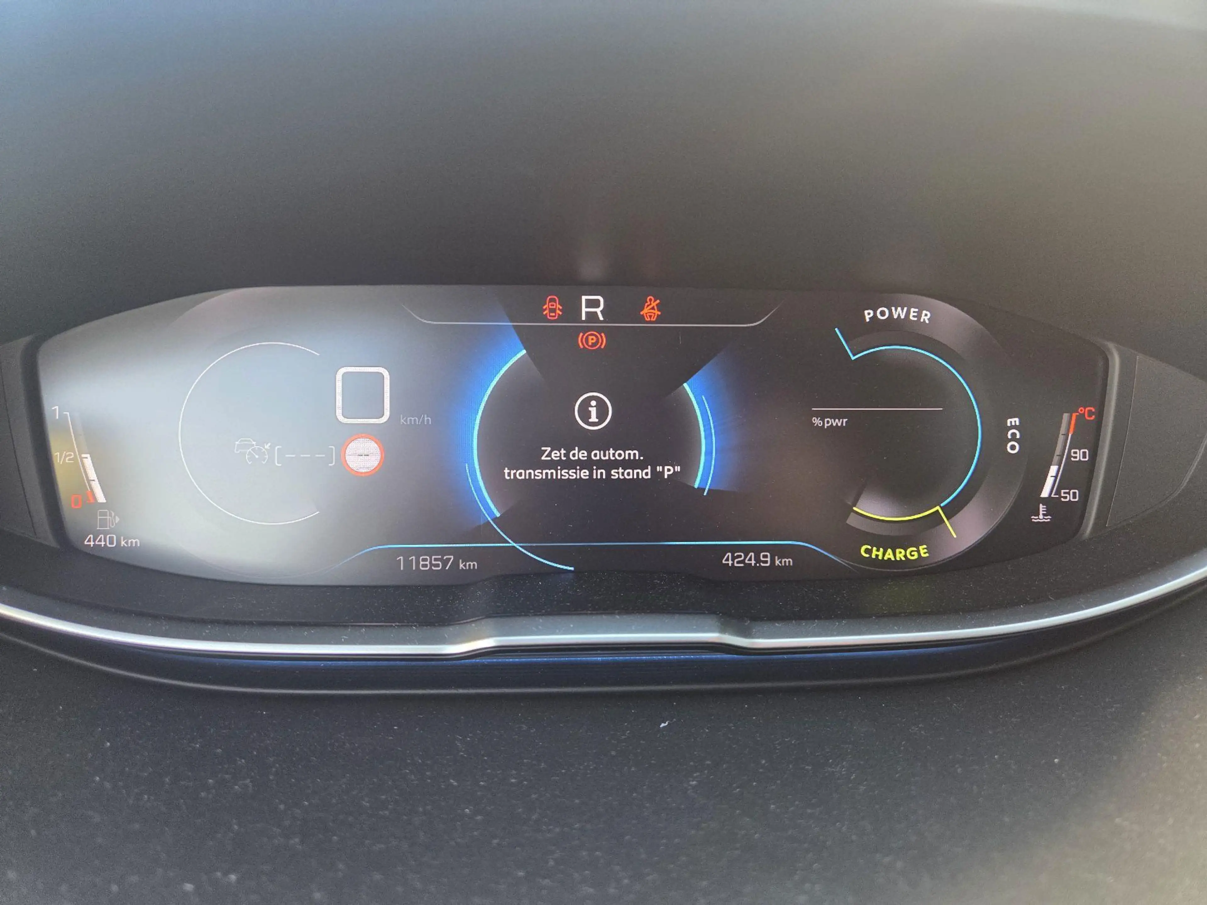 Peugeot 3008 1.2 Hybrid 136 GT Auto komt 17-10 binnen l Focal s — photo 7