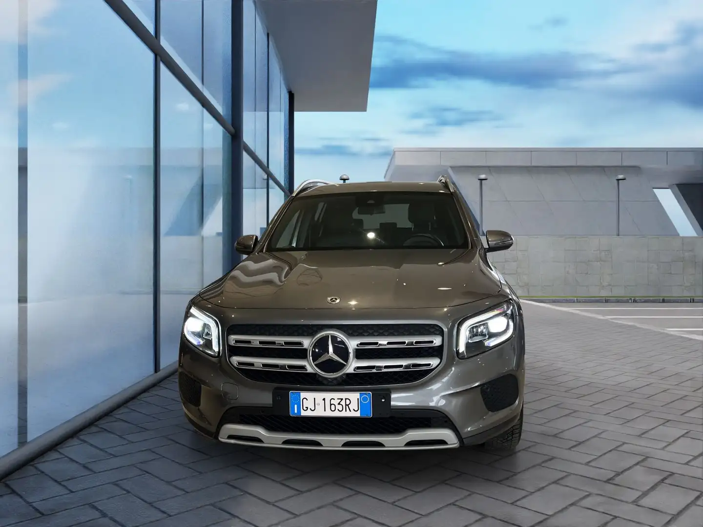 Mercedes-Benz GLB 200 GLB 200 d Automatic Sport Grigio - 2