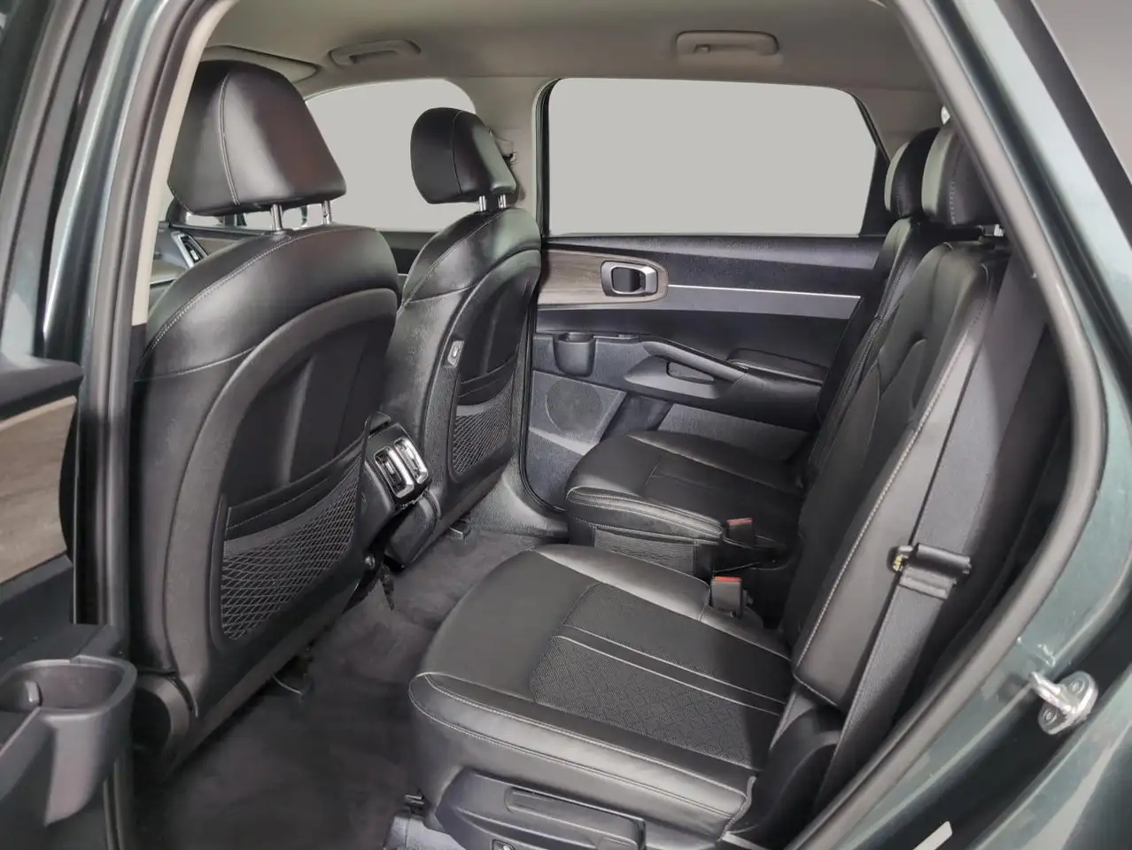 Kia Sorento снимка Kia Sorento