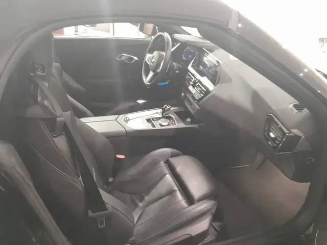 BMW Z4 view 9