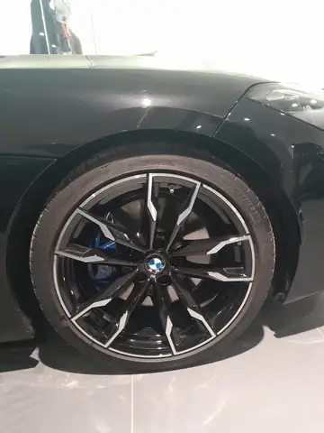 BMW Z4 view 13