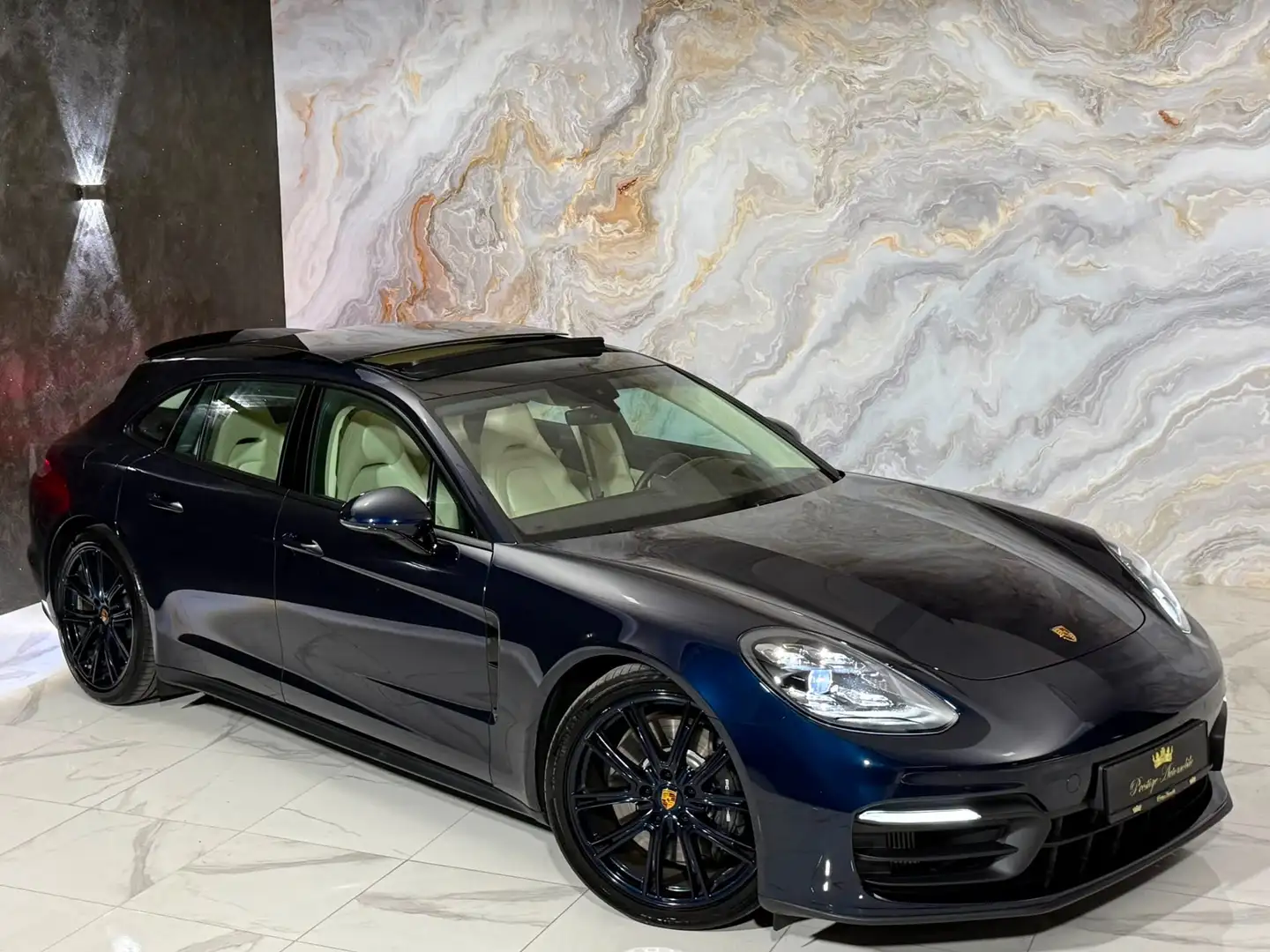 Porsche Panamera 4 E-Hybrid Sport Turismo 462PS/ 1.BESITZ / 18000km Blau - 2