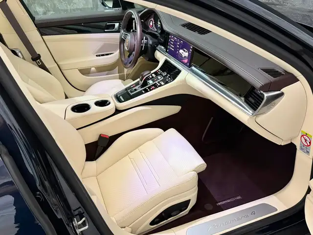 Porsche Panamera 4 E-Hybrid Sport Turismo 462PS/ 1.BESITZ / 18000km Ansicht 43