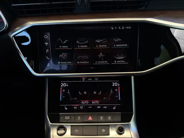 Audi A6 view 14