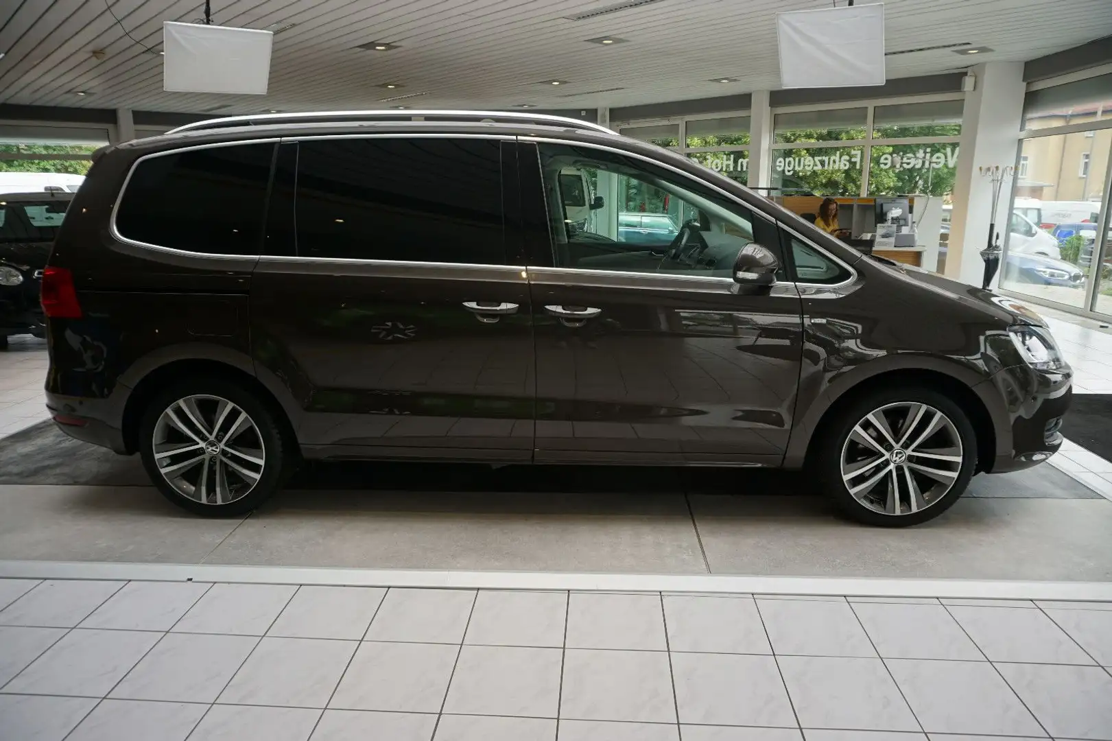 Volkswagen Sharan Cup NAVI, PANORAMADACH, SITZHEIZUNG, PDC Braun - 2