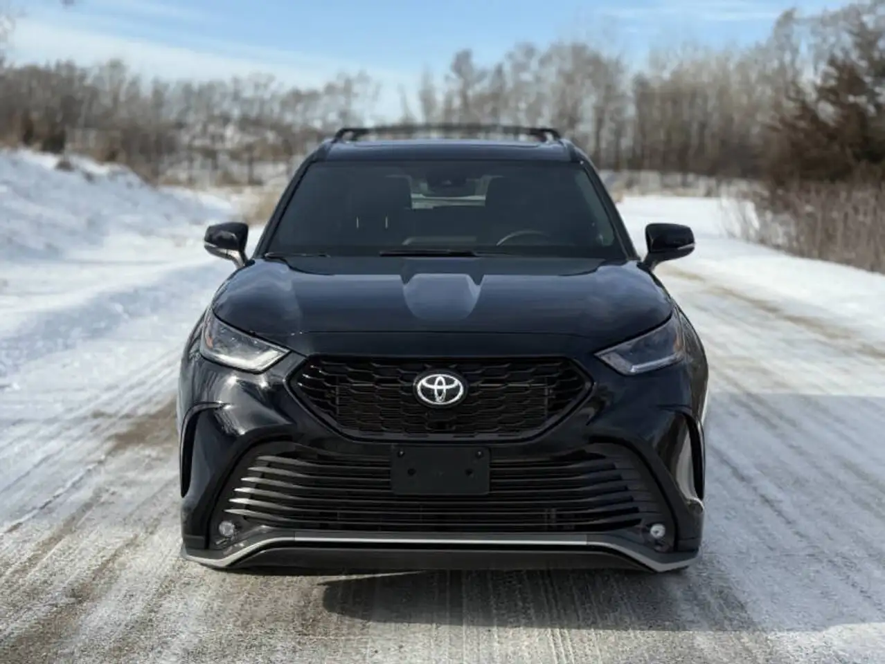 Toyota Highlander снимка Toyota Highlander