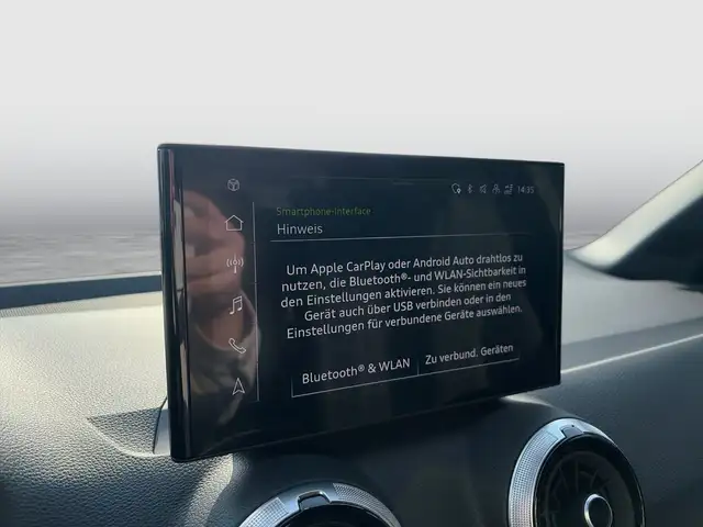 Audi Q2 view 12