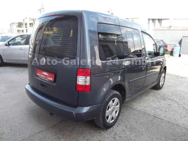 Volkswagen Caddy Life view 5