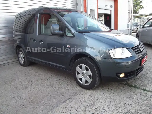 Volkswagen Caddy Life main image