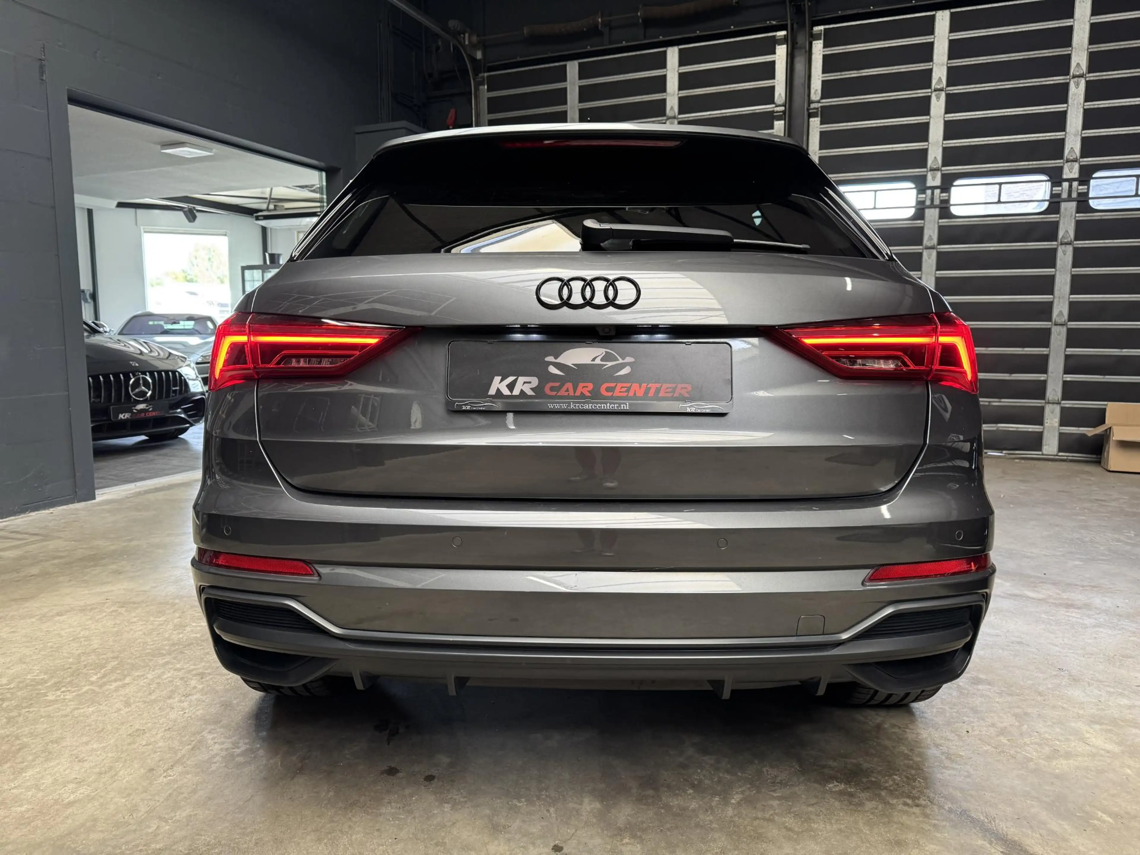 Audi Q3 35 TFSI 3x S-line VIRTUAL-CAMERA-TREKHAAK-LED-20'' — photo 7