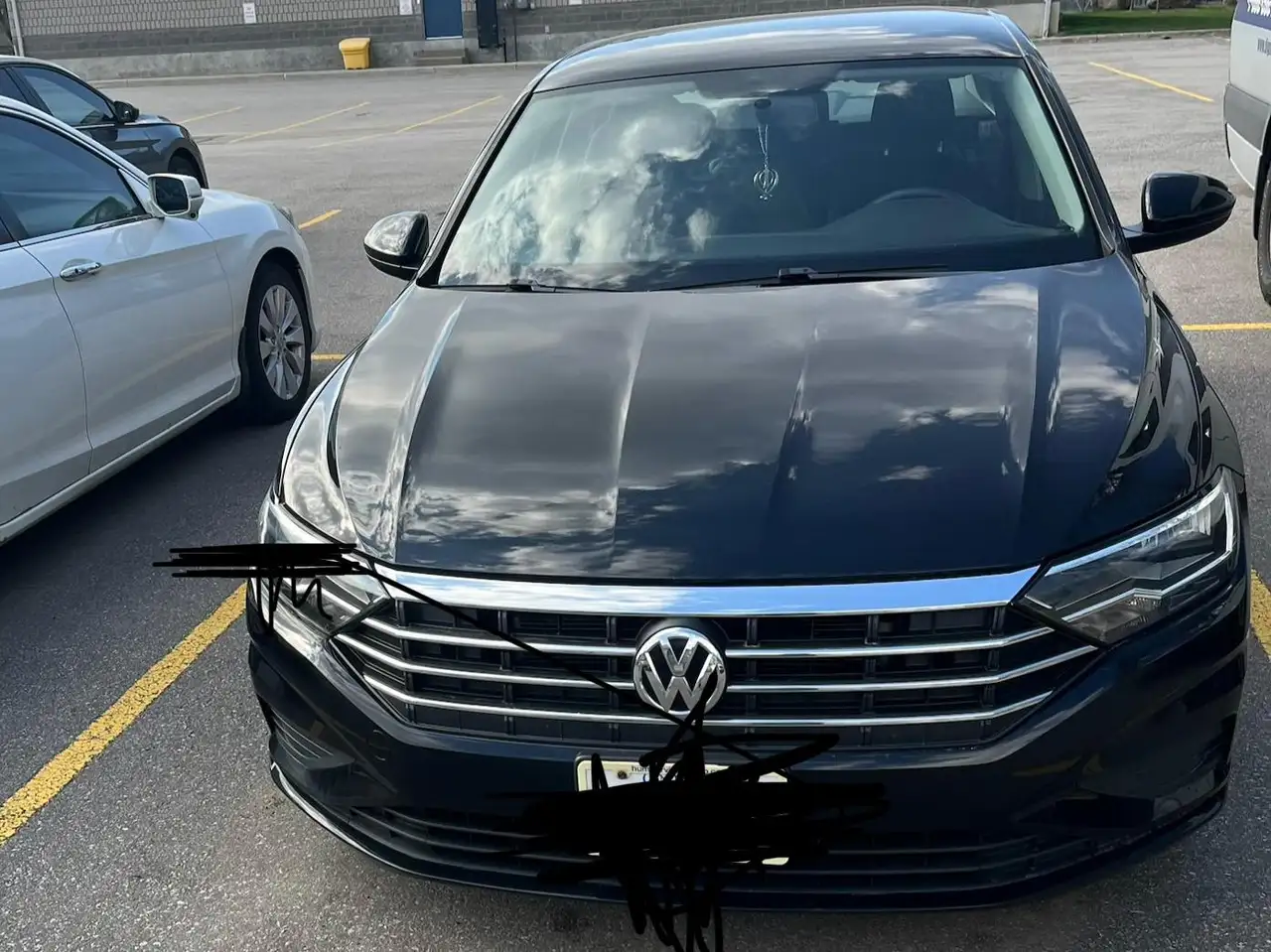 Volkswagen Jetta снимка Volkswagen Jetta