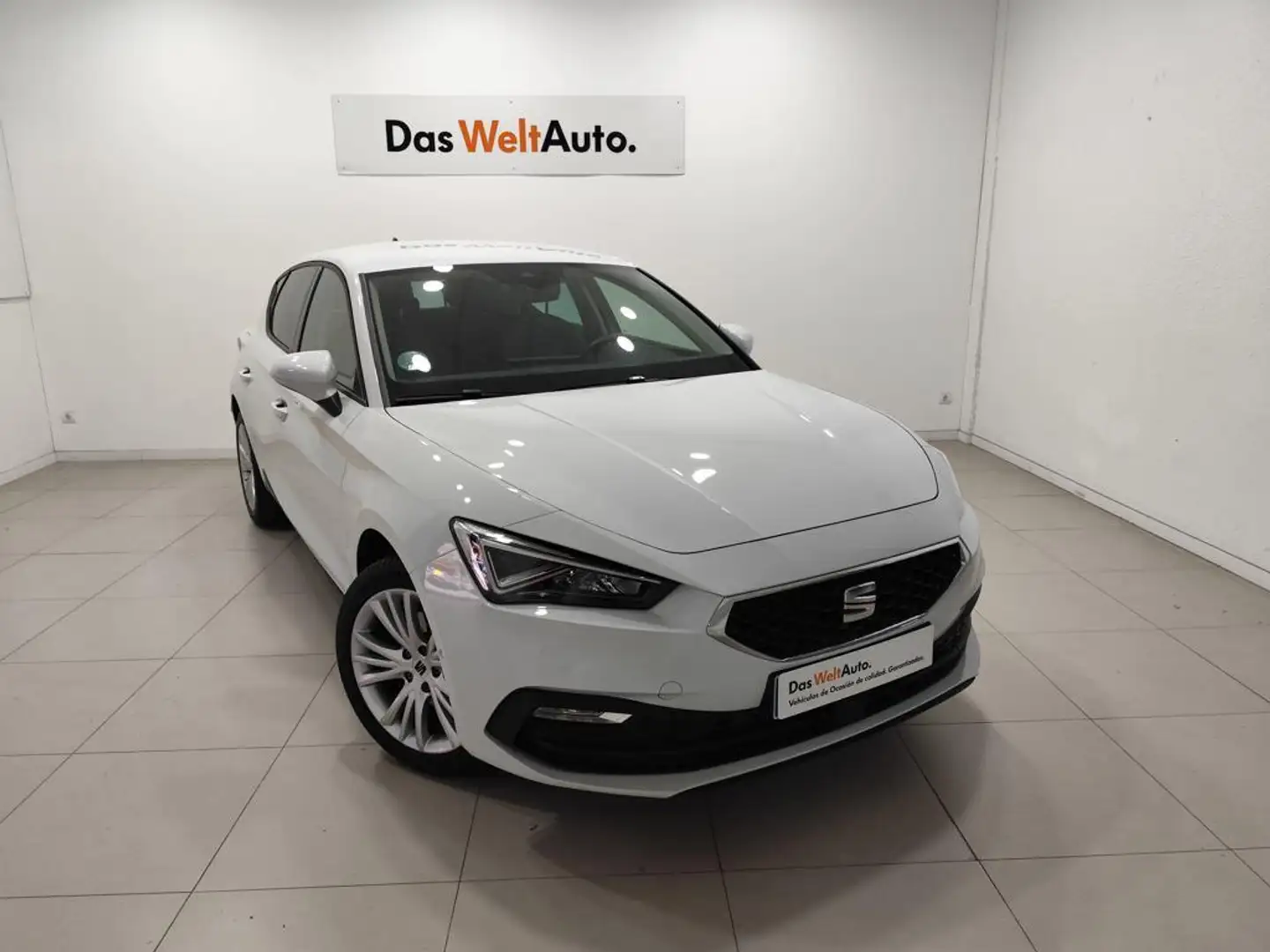 SEAT Leon 1.5 eTSI DSG-7 S&S Style Special Edition 150 Blanc - 1