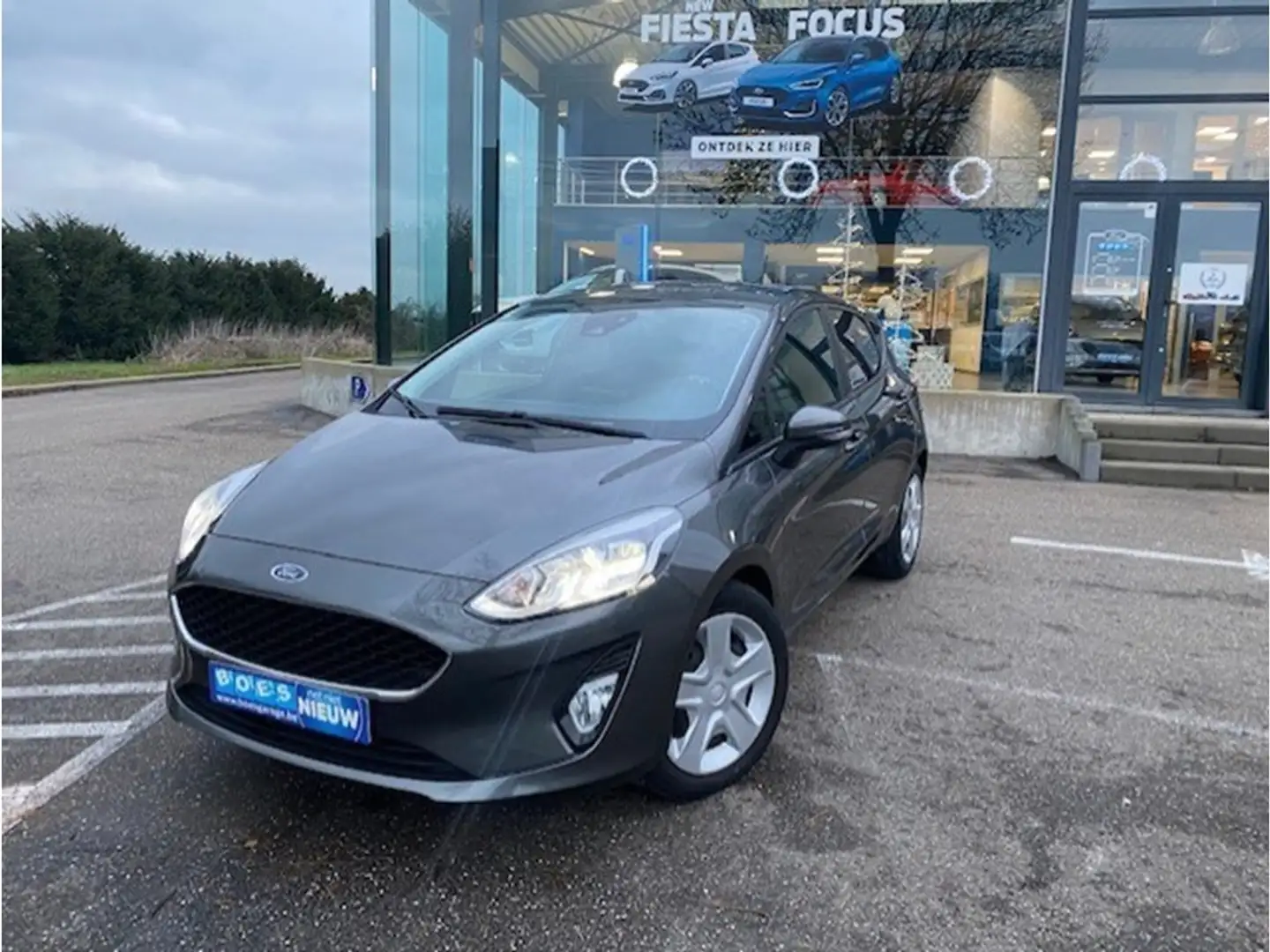 Ford Fiesta Connected Grijs - 2