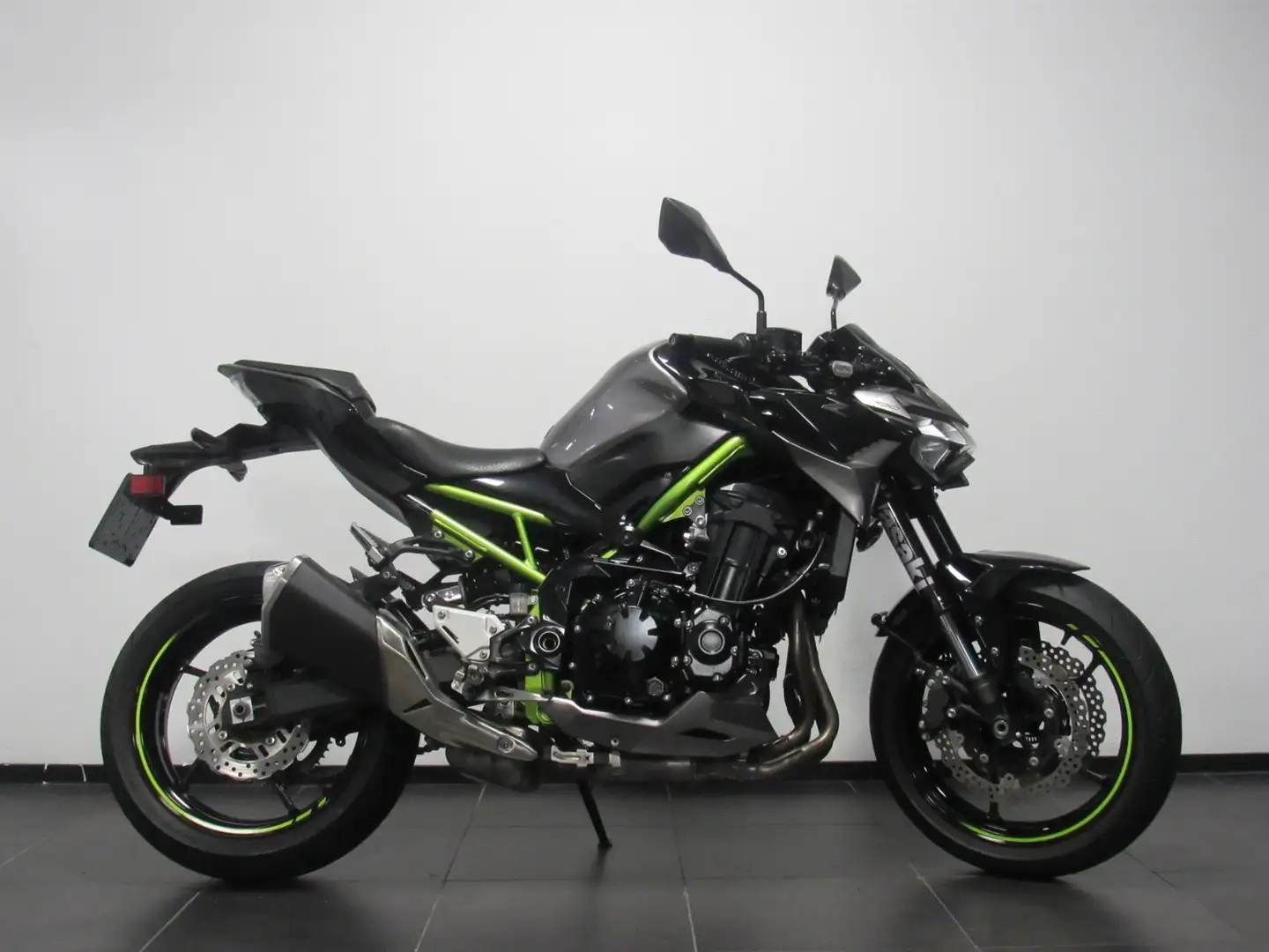 Kawasaki Z 900 ABS Zwart - 1