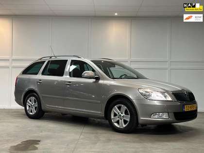 Skoda Octavia Combi 1.2 TSI Ambition Business Line / 2010 / Navi
