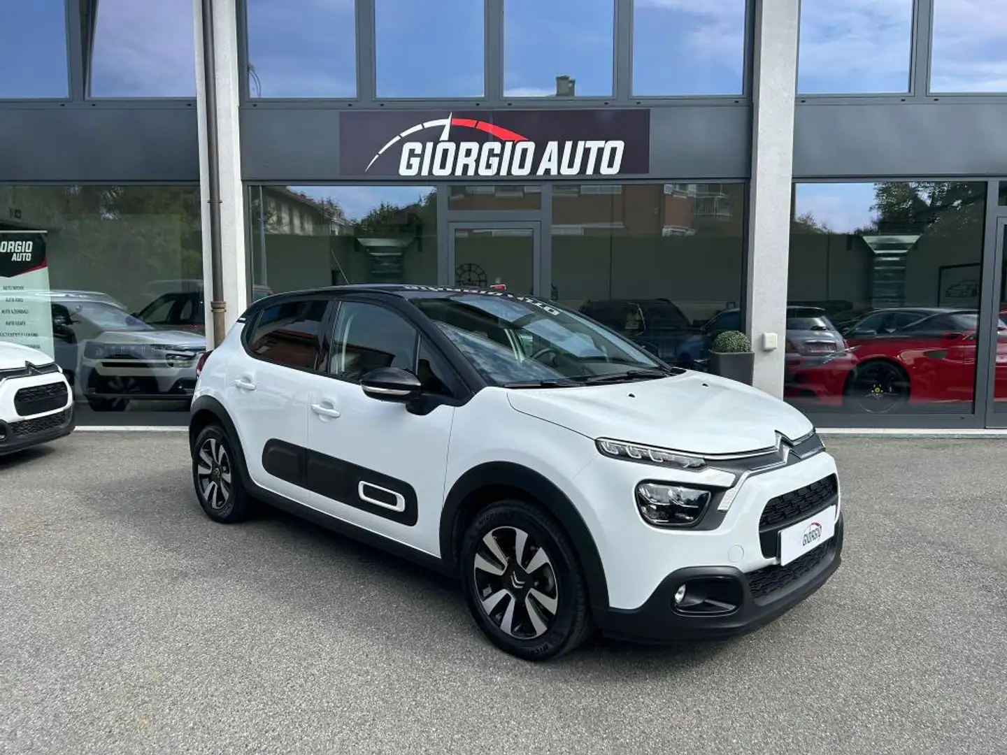 Citroen C3 1.2 puretech Max s&s 110cv Blanco - 1