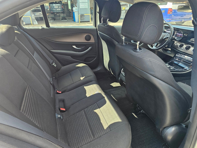 Mercedes-Benz E 350 d Navi*AHK*LED*PDC — photo 15