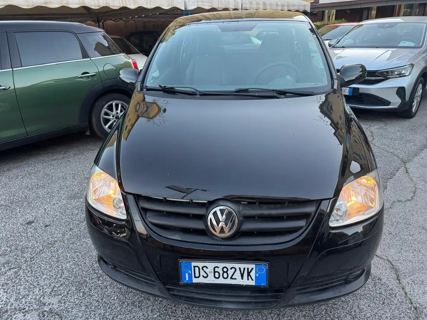 Volkswagen Fox Fox 1.2 Easy clima Schwarz - 1