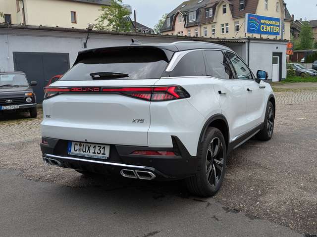 BAIC Beijing X75
