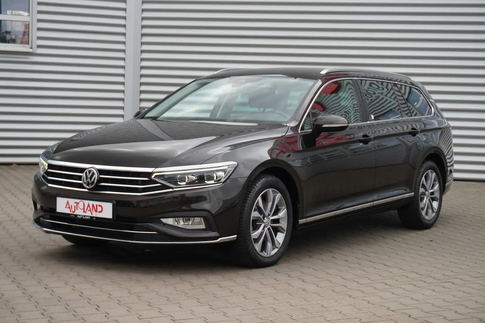 Volkswagen Passat Variant 2.0TDI DSG Matrix Navi ACC Kamera S Braun - 2