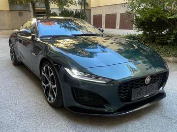 P 300, R-Dynamic A, British Racing Green, Panorama