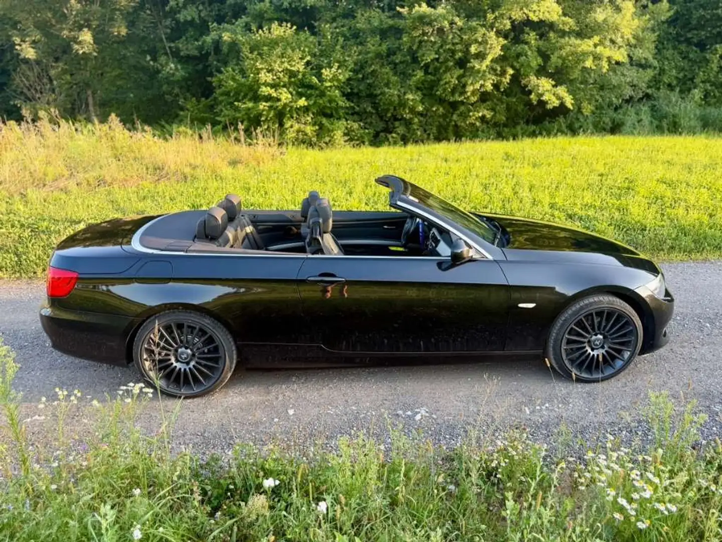 BMW 318 318i Cabrio Schwarz - 1