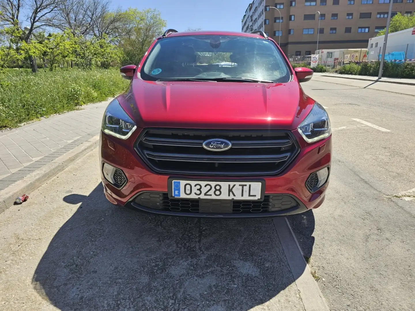 Ford Kuga 1.5 EcoB. S&S ST-Line 4x4 Aut. 176 Rot - 2