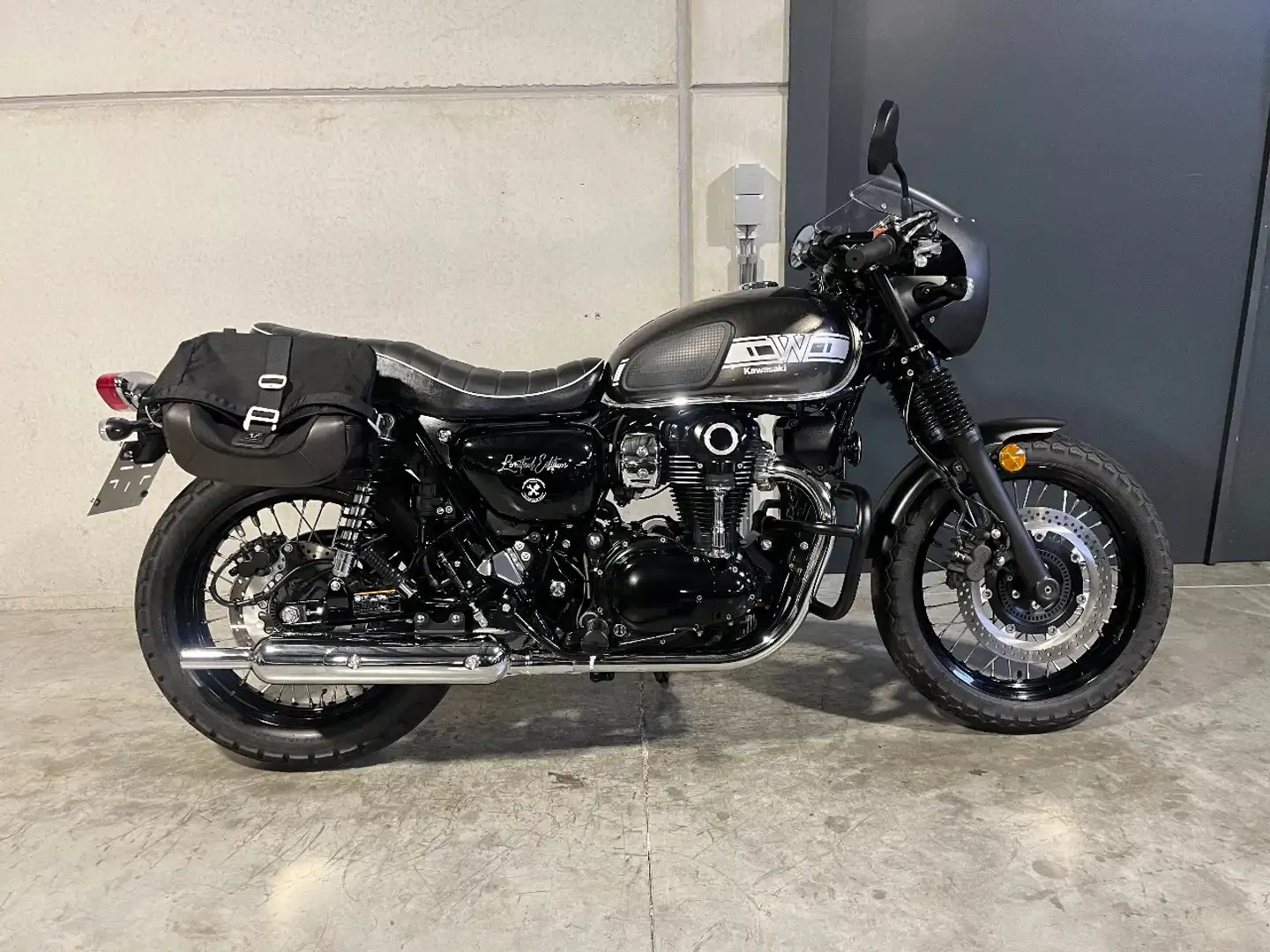 Kawasaki W 800 Cafe super mooie retro met extra's - 2