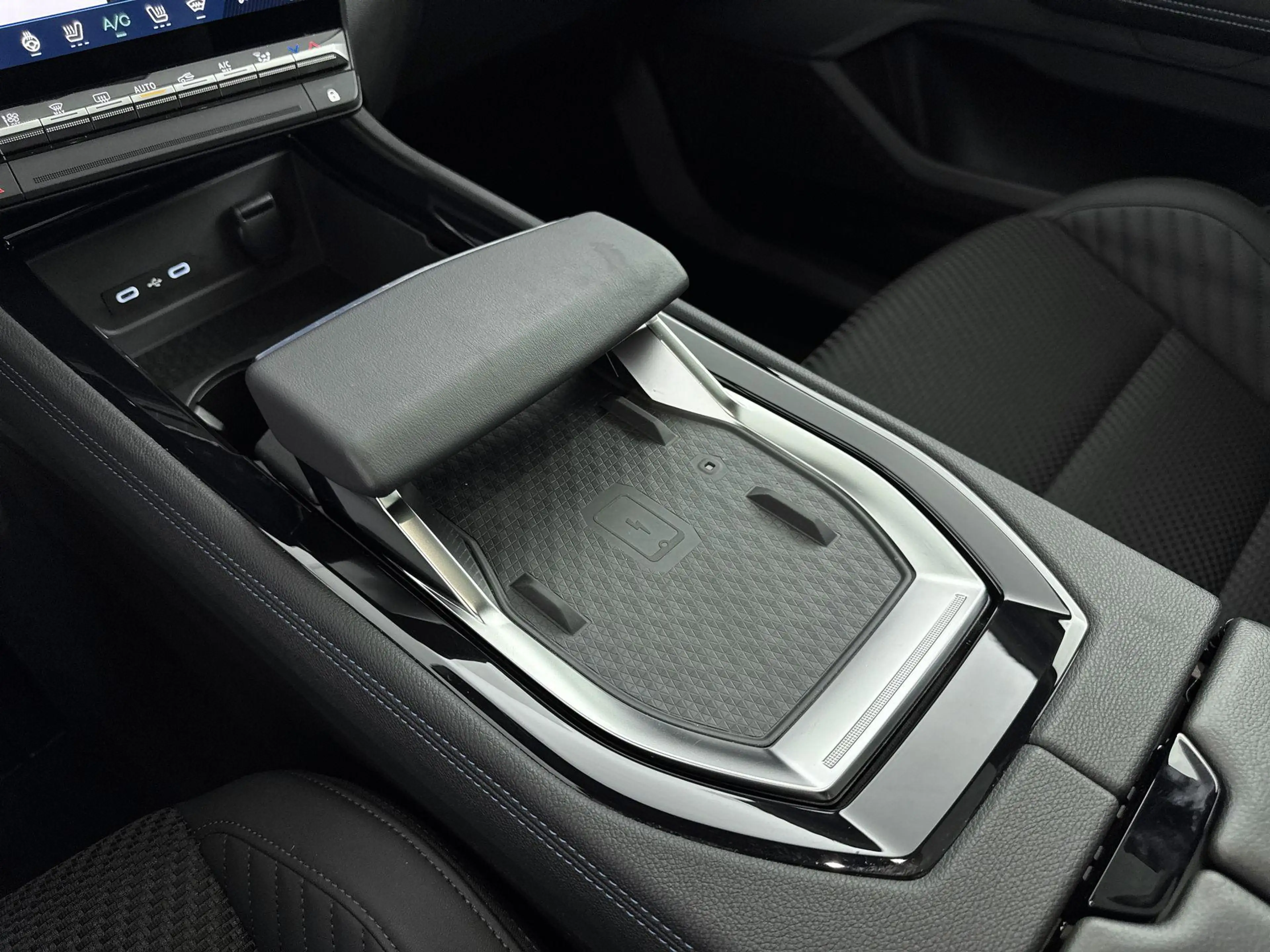 Renault Espace E-Tech full hybrid 200 esprit Alpine 7p. | Airco A — photo 14